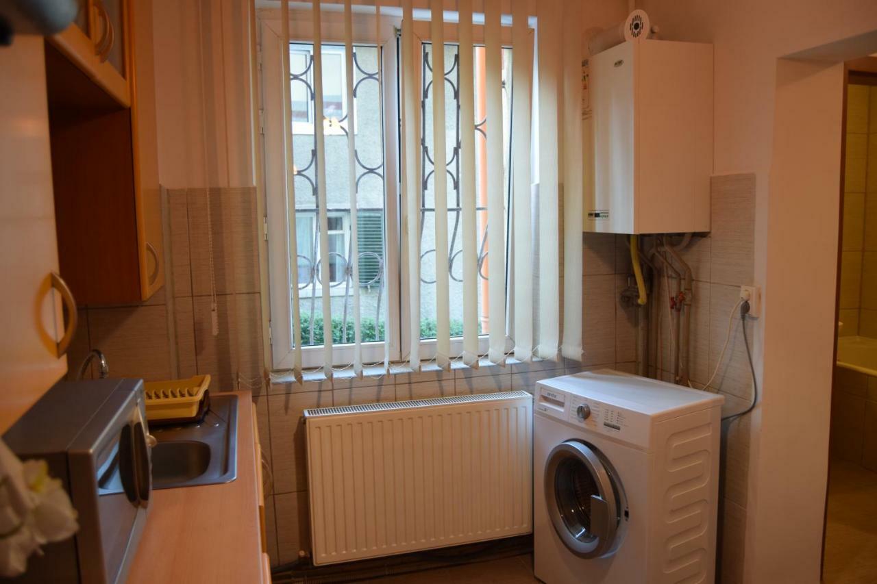 Central Appartment St'S Martin Church Braşov Eksteriør billede